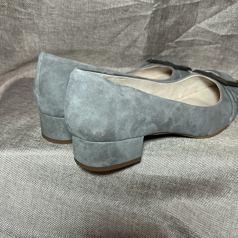 Louise et Cie Lo-Brianna Buckle Gray Suede Pumps Size 8.5